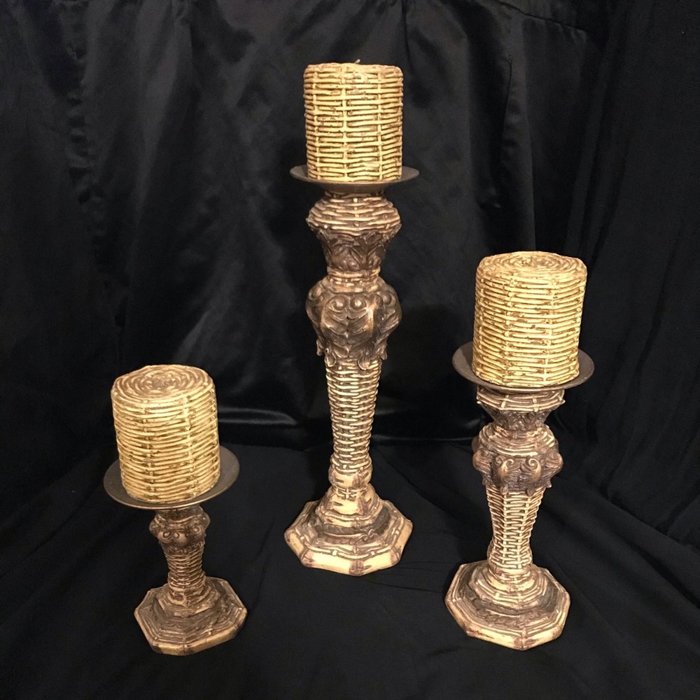 Candles w/ Matching Candlestick